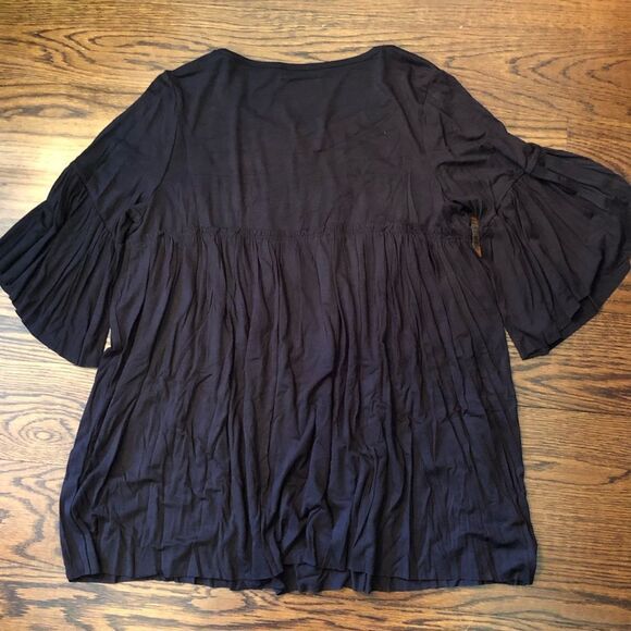 Black 3/4 Sleeve Bell Sleeve Empire Waist Tunic S-M-L - Picture 13 of 13
